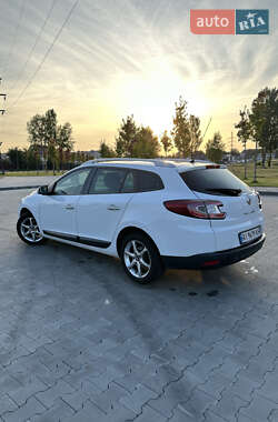 Универсал Renault Megane 2011 в 
