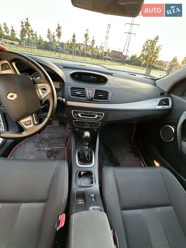 Универсал Renault Megane 2011 в Буче