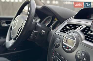 Хэтчбек Renault Megane 2006 в 