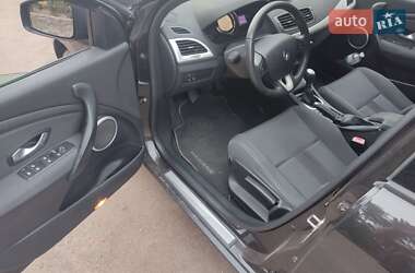 Хетчбек Renault Megane 2009 в 