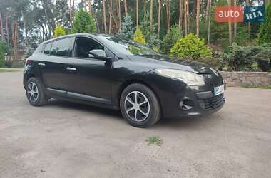 Хетчбек Renault Megane 2009 в 