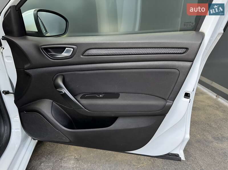 Седан Renault Megane 2020 в Киеве