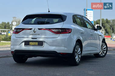 Хэтчбек Renault Megane 2018 в 