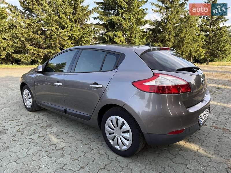 Хэтчбек Renault Megane 2010 в Дубно