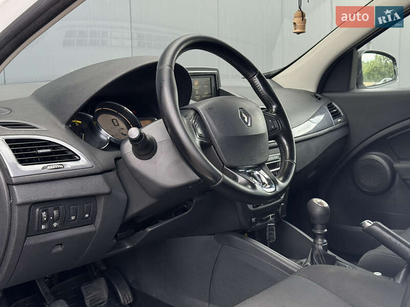 Универсал Renault Megane 2015 в Киеве