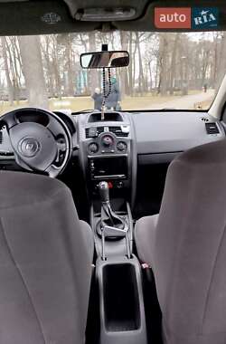 Седан Renault Megane 2005 в 