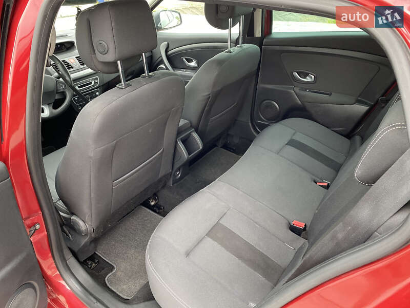Універсал Renault Megane 2010 в Старокостянтинові