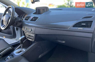 Универсал Renault Megane 2010 в 