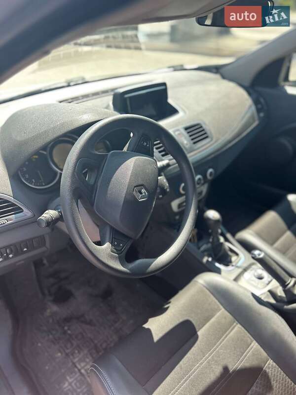 Хетчбек Renault Megane 2014 в Дніпрі