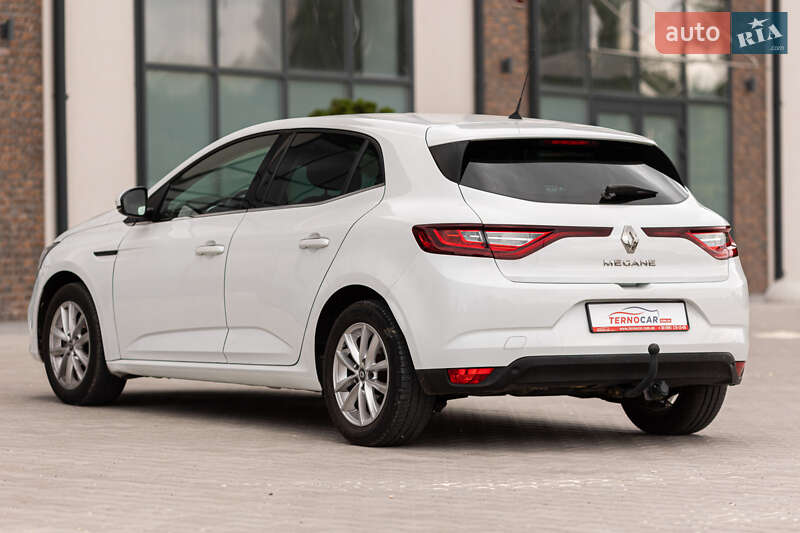 Хэтчбек Renault Megane 2016 в Тернополе