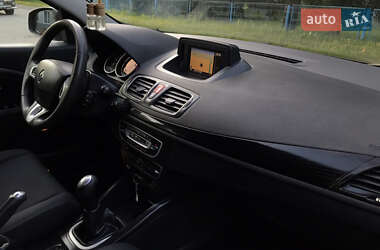 Универсал Renault Megane 2011 в 