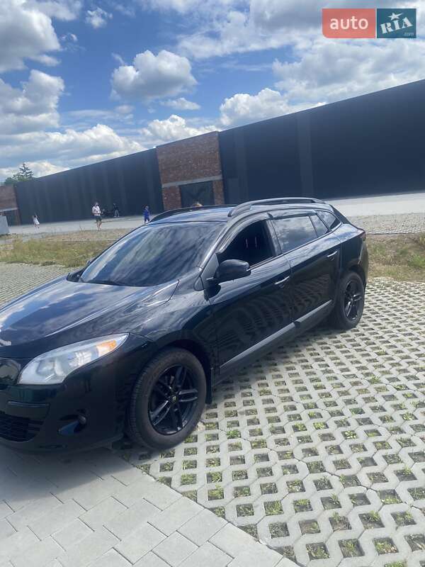 Универсал Renault Megane 2010 в 