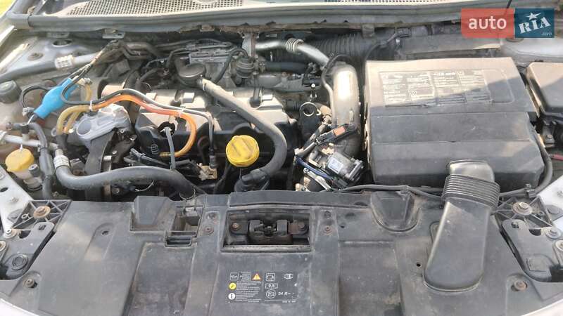Универсал Renault Megane 2011 в Пустомытах