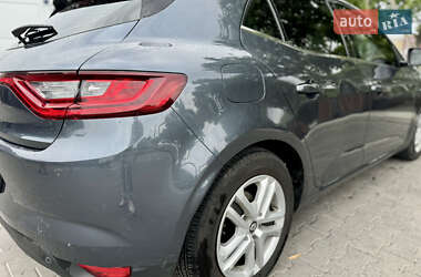 Хетчбек Renault Megane 2018 в 