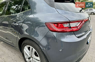 Хетчбек Renault Megane 2018 в 