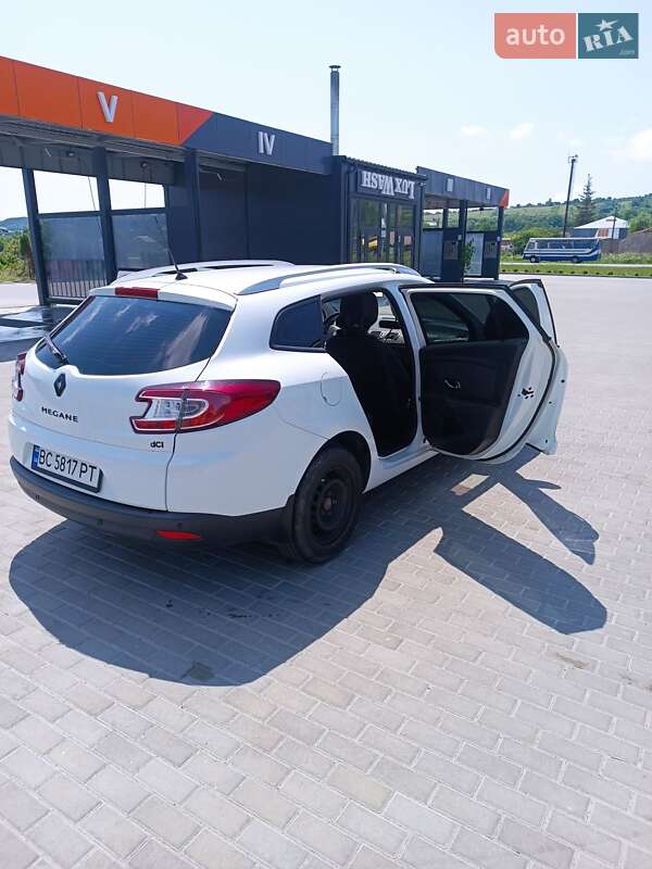 Универсал Renault Megane 2015 в Золочеве
