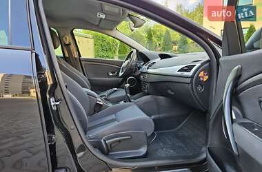 Хэтчбек Renault Megane 2009 в 
