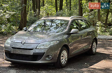 Универсал Renault Megane 2010 в Валках