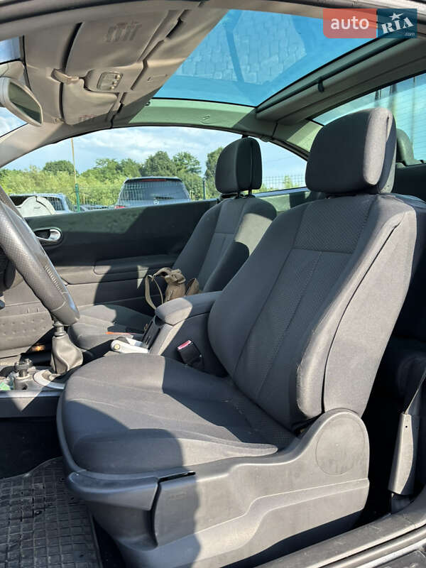 Кабріолет Renault Megane 2004 в Львові