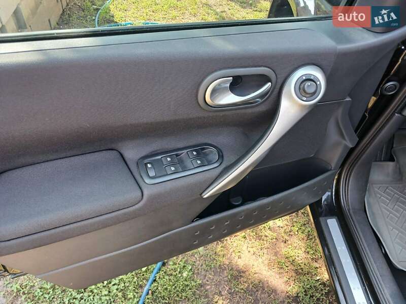 Універсал Renault Megane 2007 в Прилуках фото 16 Універсал Renault Megane 2007 в Прилуках