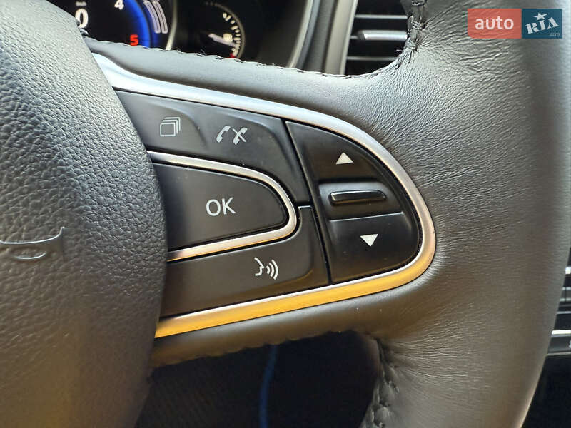 Хэтчбек Renault Megane 2016 в Киеве