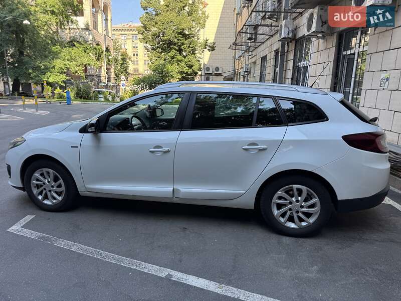 Универсал Renault Megane 2015 в Киеве