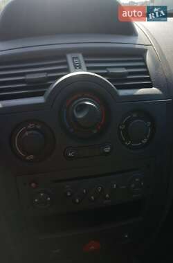 Универсал Renault Megane 2006 в 
