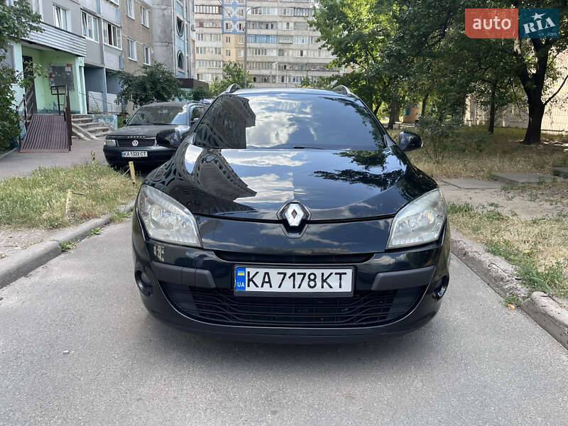Универсал Renault Megane 2011 в Киеве