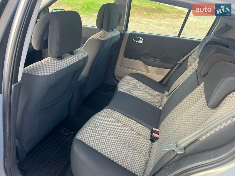 Хетчбек Renault Megane 2003 в Брошневі-Облозі