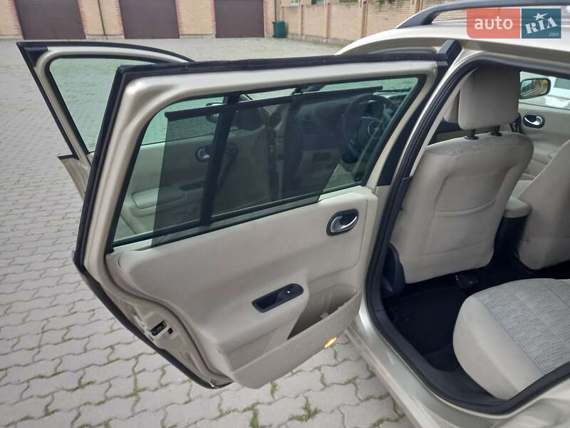 Універсал Renault Megane 2006 в Радивиліві