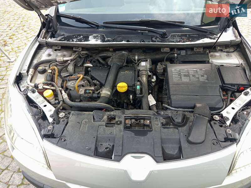 Универсал Renault Megane 2011 в Золочеве