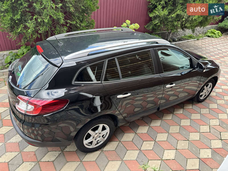 Универсал Renault Megane 2011 в Котельве