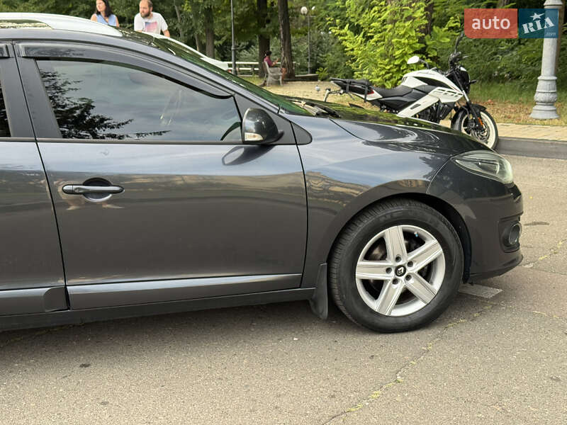 Универсал Renault Megane 2014 в Киеве