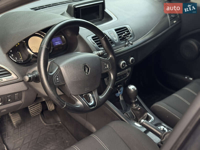 Универсал Renault Megane 2014 в Киеве