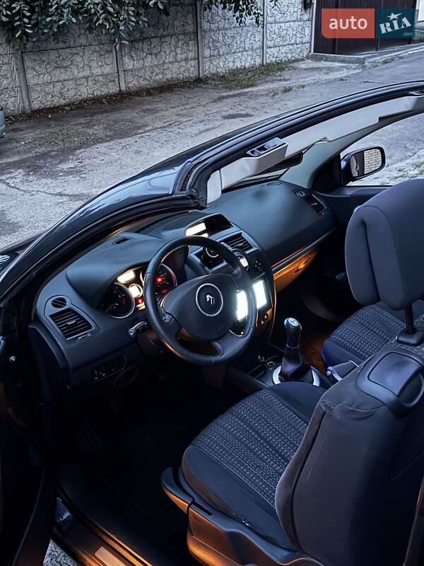 Кабриолет Renault Megane 2007 в Днепре
