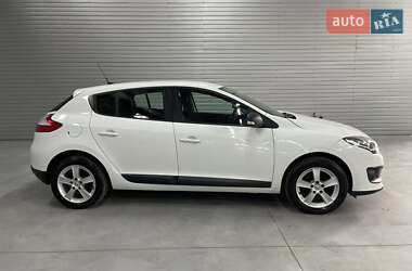 Хэтчбек Renault Megane 2014 в 