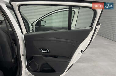 Хэтчбек Renault Megane 2014 в 
