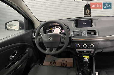 Хэтчбек Renault Megane 2014 в 
