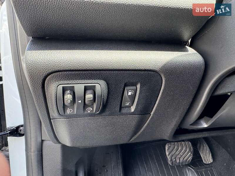 Седан Renault Megane 2022 в Києві