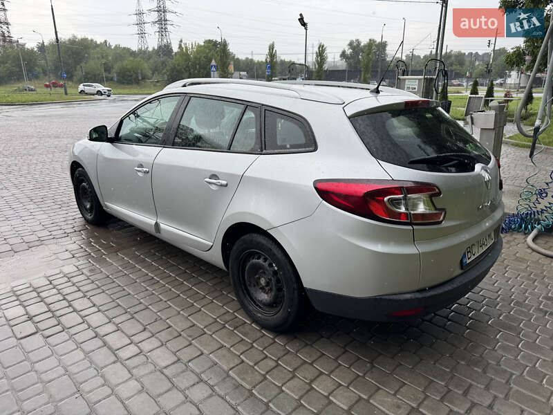 Универсал Renault Megane 2015 в Львове фото 11 Универсал Renault Megane 2015 в Львове