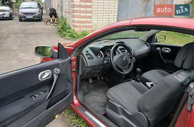 Кабриолет Renault Megane 2004 в 