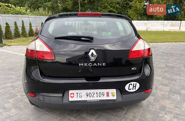 Хетчбек Renault Megane 2012 в 