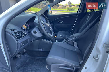 Универсал Renault Megane 2011 в 