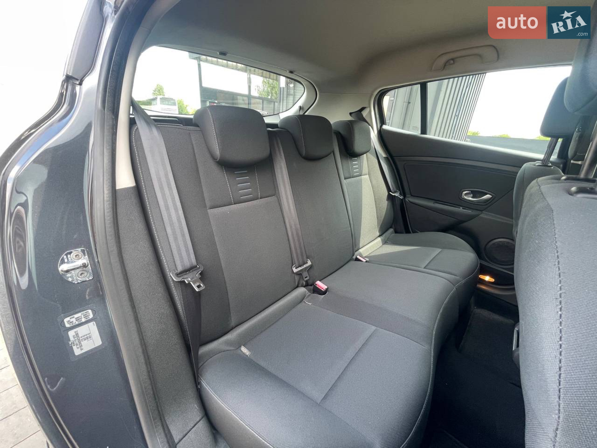 2010 Renault Megane - мініатюра 17