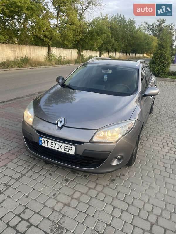 Универсал Renault Megane 2011 в Ивано-Франковске