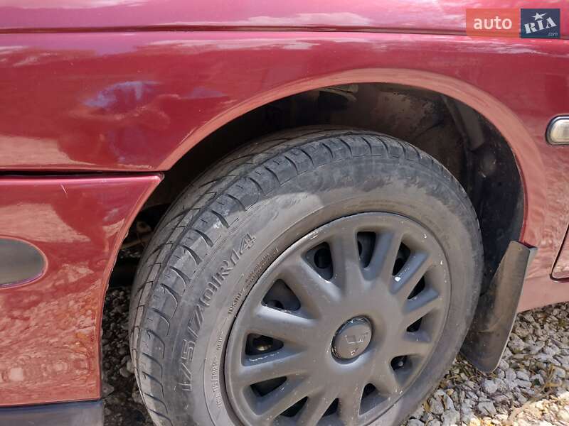 Седан Renault Megane 1999 в Буске фото 6 Седан Renault Megane 1999 в Буске