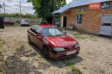 Седан Renault Megane 1999 в Буську