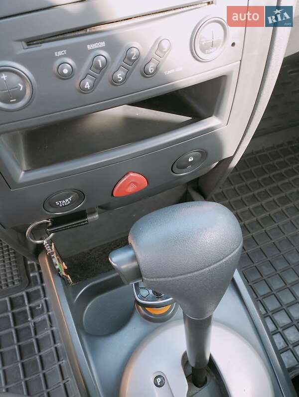 Хэтчбек Renault Megane 2006 в Сумах