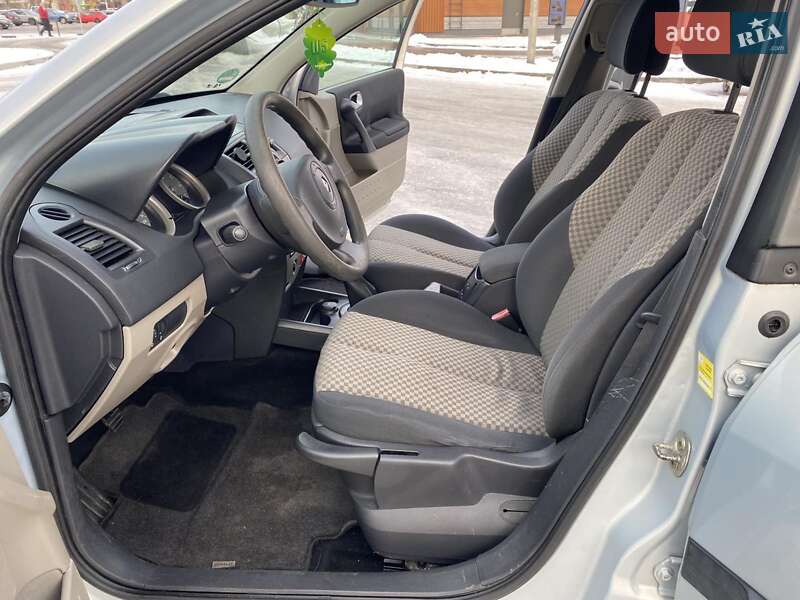 Хетчбек Renault Megane 2002 в Харкові фото 2 Хетчбек Renault Megane 2002 в Харкові