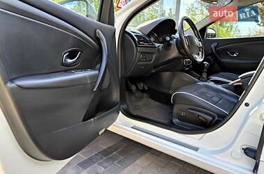 Хетчбек Renault Megane 2013 в 
